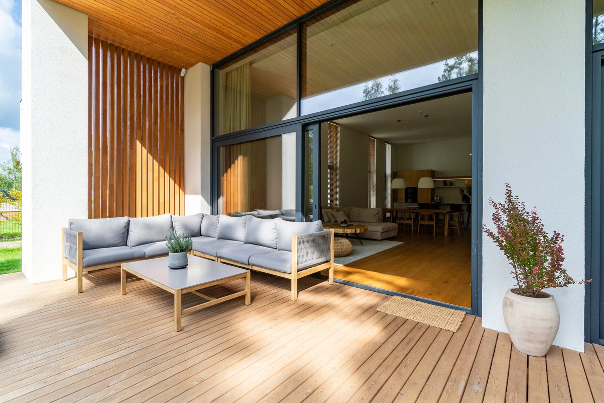 7 Things to Consider When Choosing a Wood Finish Product for Your Project
